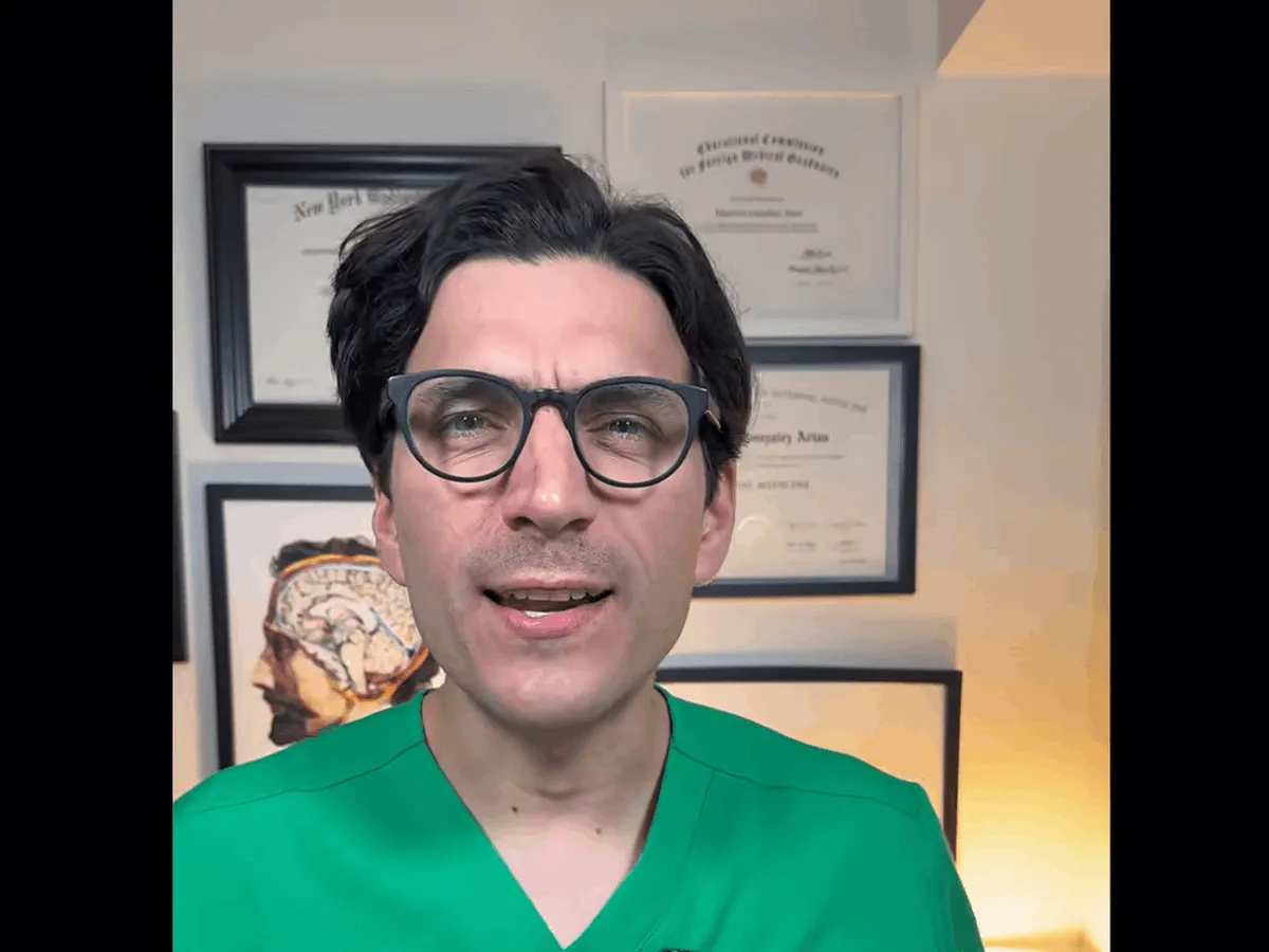 Mauricio González, lékař: Je zdravější chodit, nebo plavat?