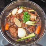 Bobkový list do mouky: Забытý trik proti molům, který funguje 100 let