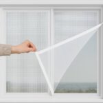 Páska na suchý zip na parapetu? Genialita proti hmyzu