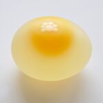 Proč kuchaři vždy přidají ocet do vroucí vody na vejce