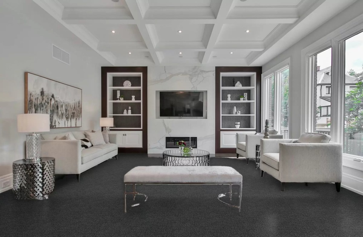 Proč zkušené hospodyňky dávají bobkový list pod koberec