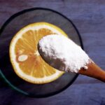 Citrón a soda na plechy: Jednoduché čisticí gení