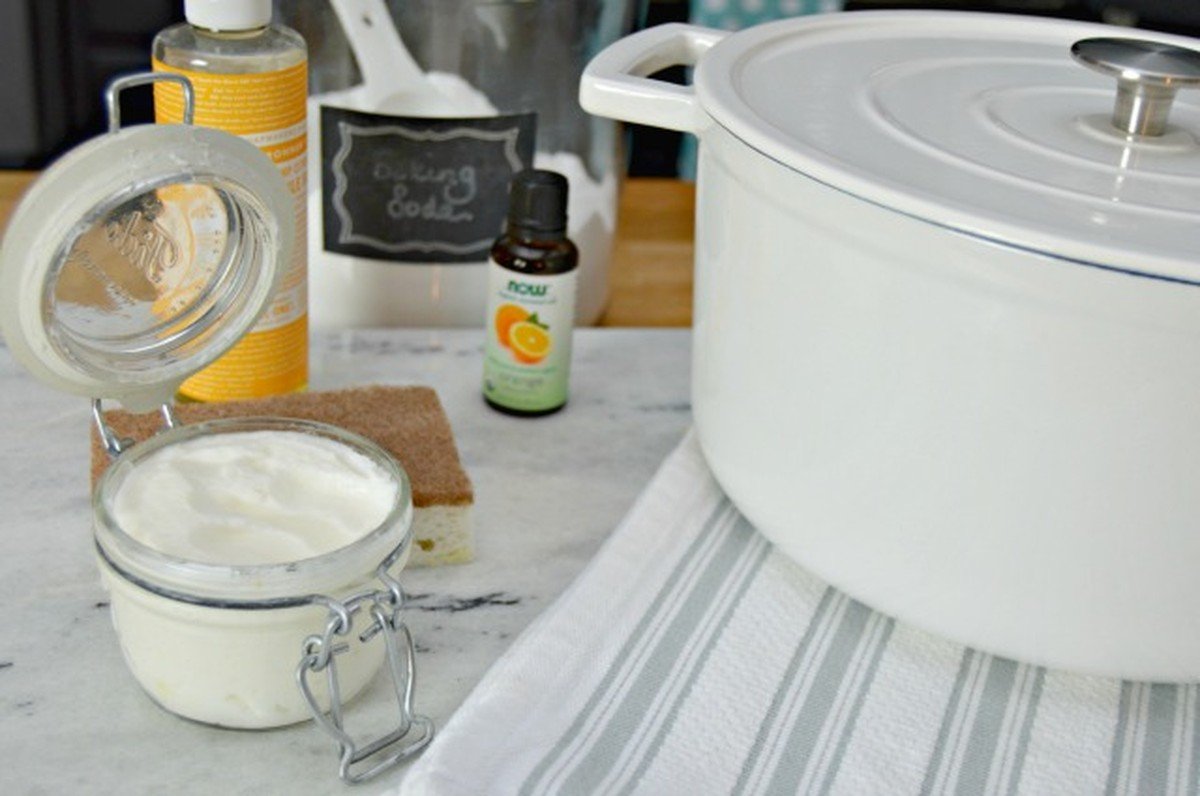 Sůl a citron na skvrny na pánvi: návrat k lesku za 50 haléřů - image 2