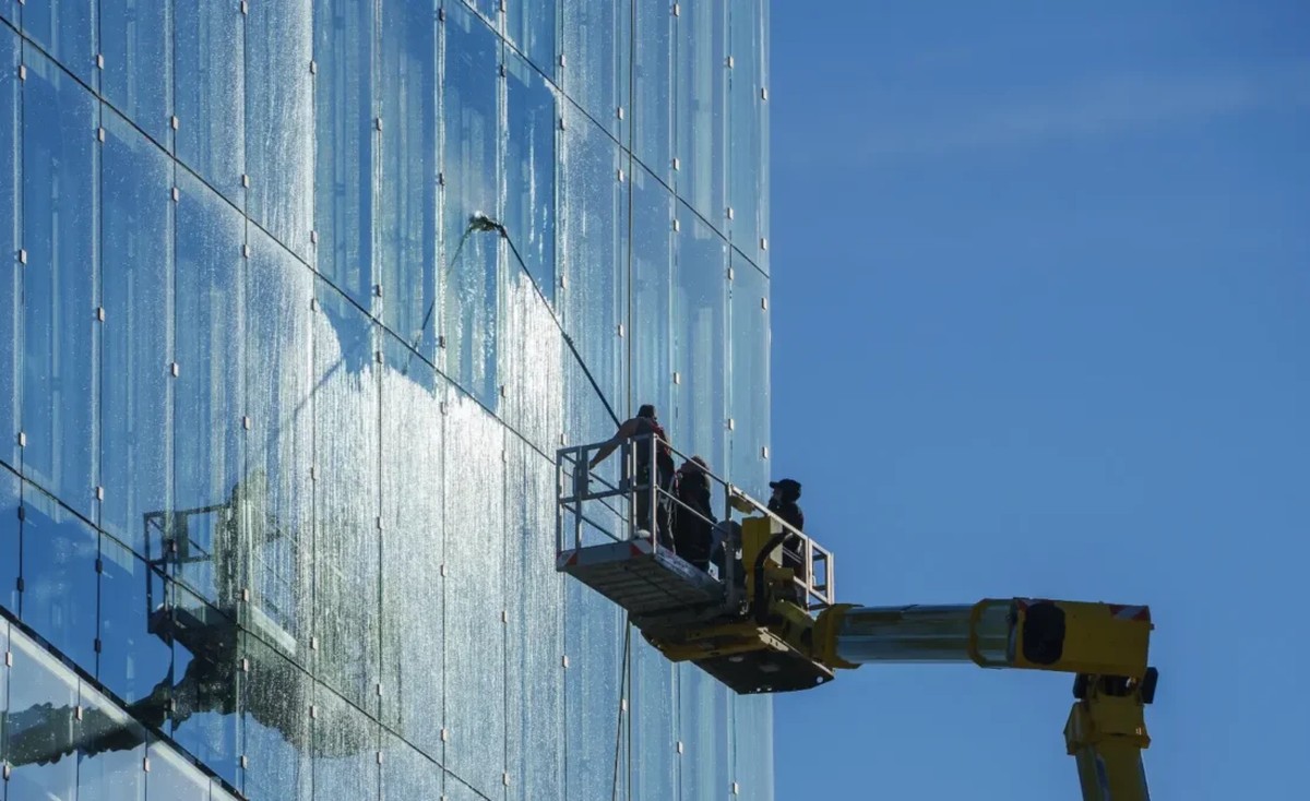 Jedlá soda na okna: proč ji preferují čistící týmy hotel - image 2