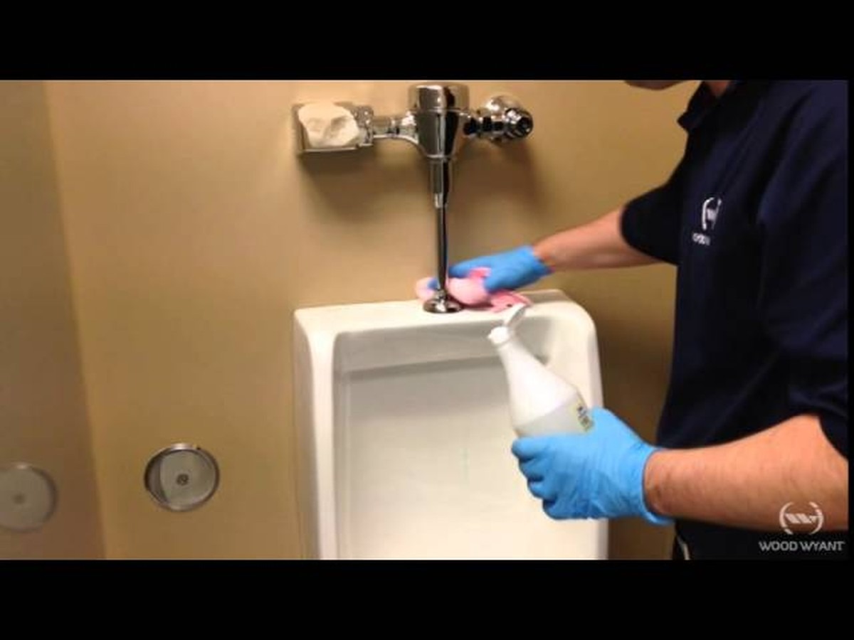 Kávový usazenina v pisoáru? Trik, který čistí jako profesionál - image 1