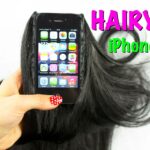 Plastové brčko v gumě na vlasy zabrání vám rozbít si mobilní telefon