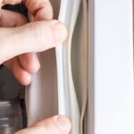 Prasklý guma od ledničky? Místo výměny zkus tento trik