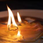 Rozpuštěný vosk do rozprasku: geniální trik proti střídavým proudům v domě