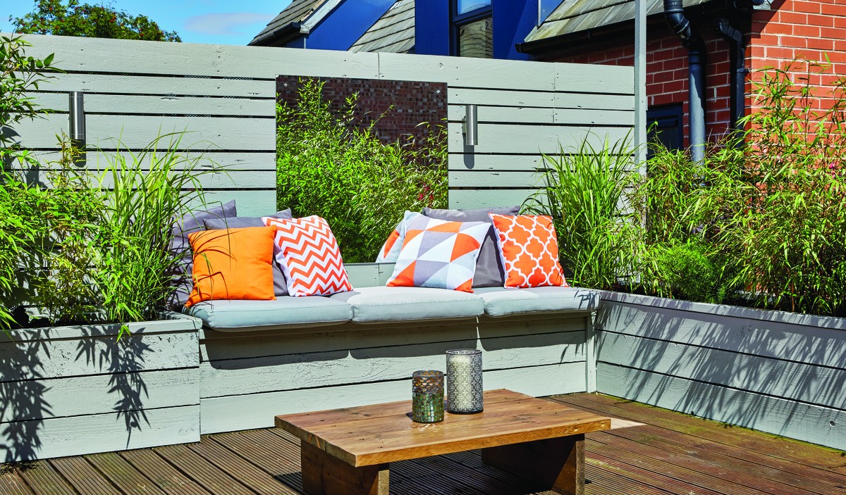 Tesaři prozrazují: proč nikdy nemalují dřevo v létě - image 1