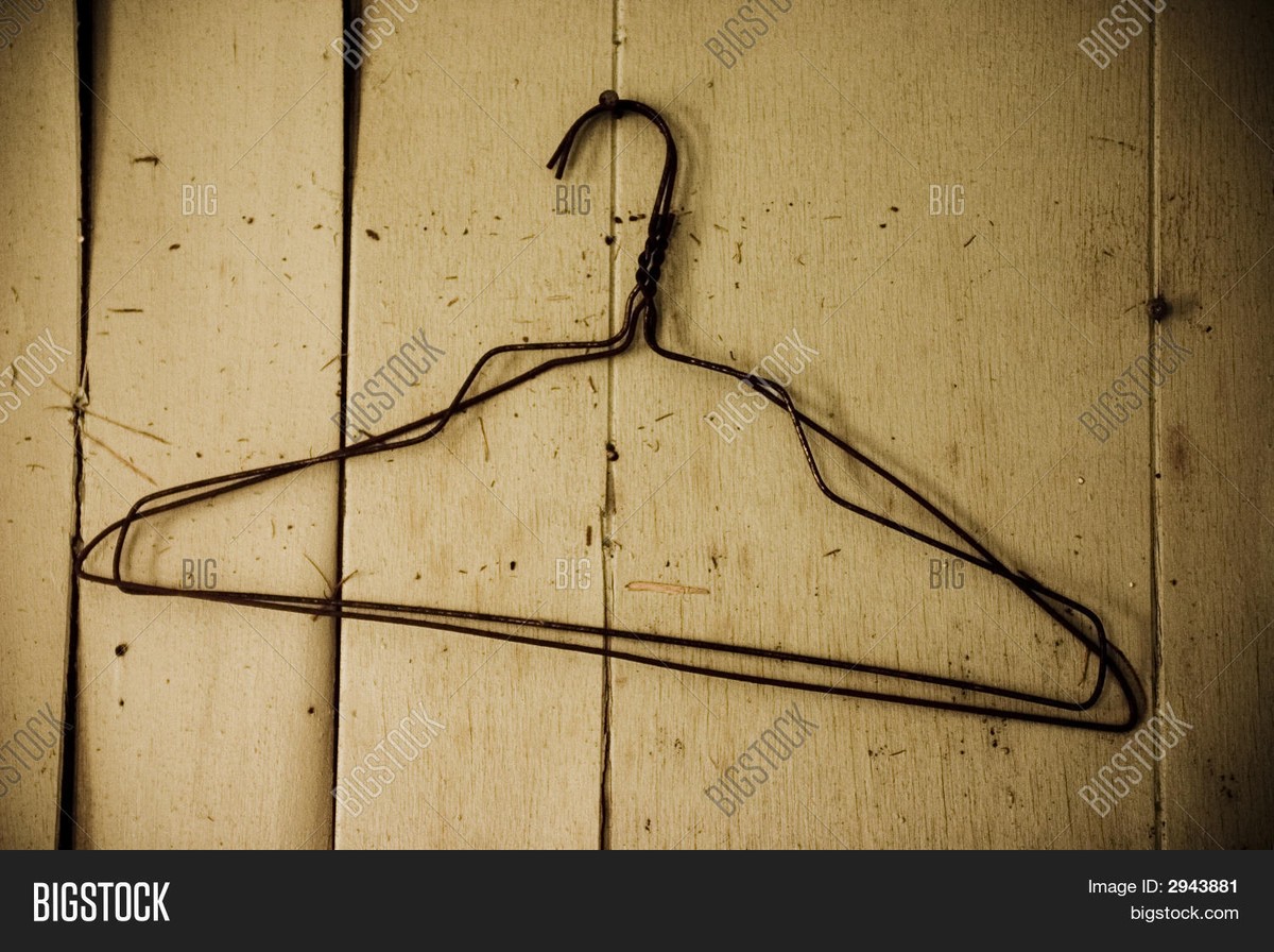 WD-40 na věšáky? Proč švadleny to používají na peřiny a my ne - image 2