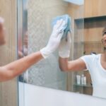 Jedlá soda na zrcadlo: dokonalá čistota bez chemikálií za 50 korun