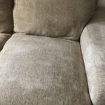 Jednoduché triky s jedlou sodou na skvrny, které chemie nezvládne