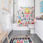 Obyčejný sprchový závěs proti vlhkosti ložnice – věda v praxi