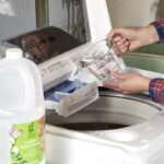 Ocet v práčce jednou měsíčně – proč to dělají všichni zkušení údržbáři