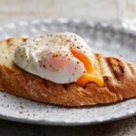 Proč kuchaři vždy dávají do vařící vody ocet