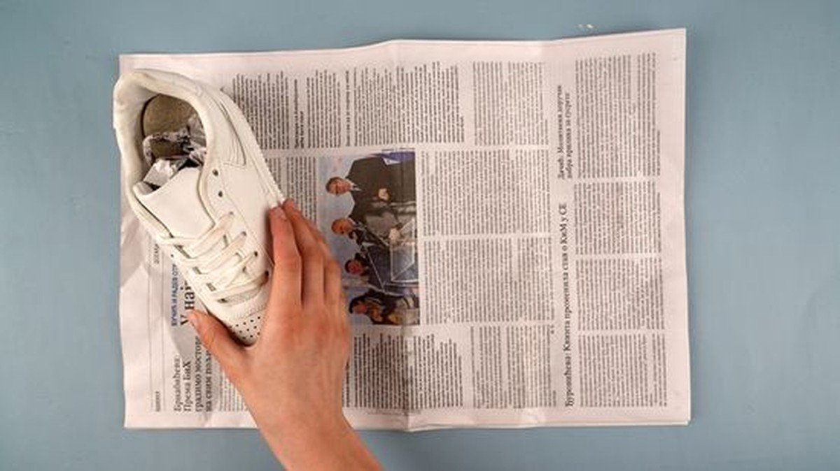 Staré noviny v botách: jednoduchý spasitel mokrých nohou - image 1