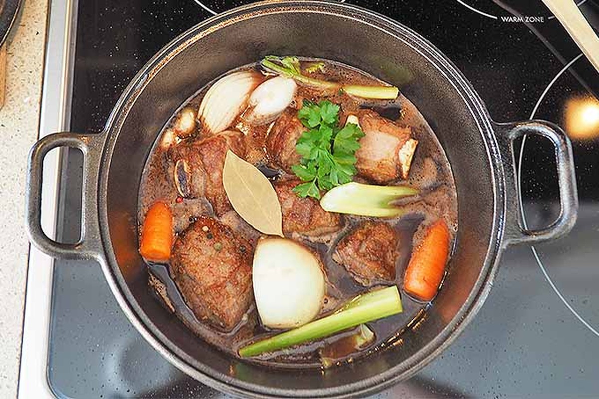 Vložte bobkový list do mouky: starobylý trik proti molům, který funguje - image 2